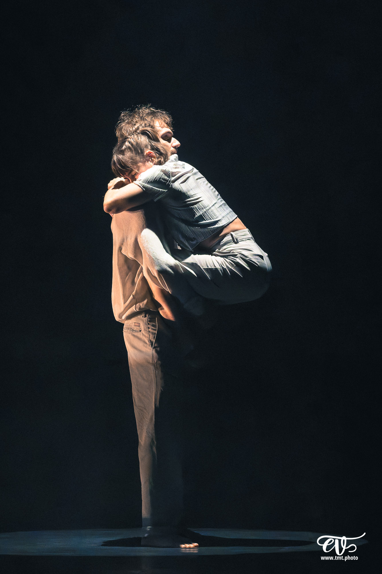 N.ORMES (AGATHE & ADRIEN)